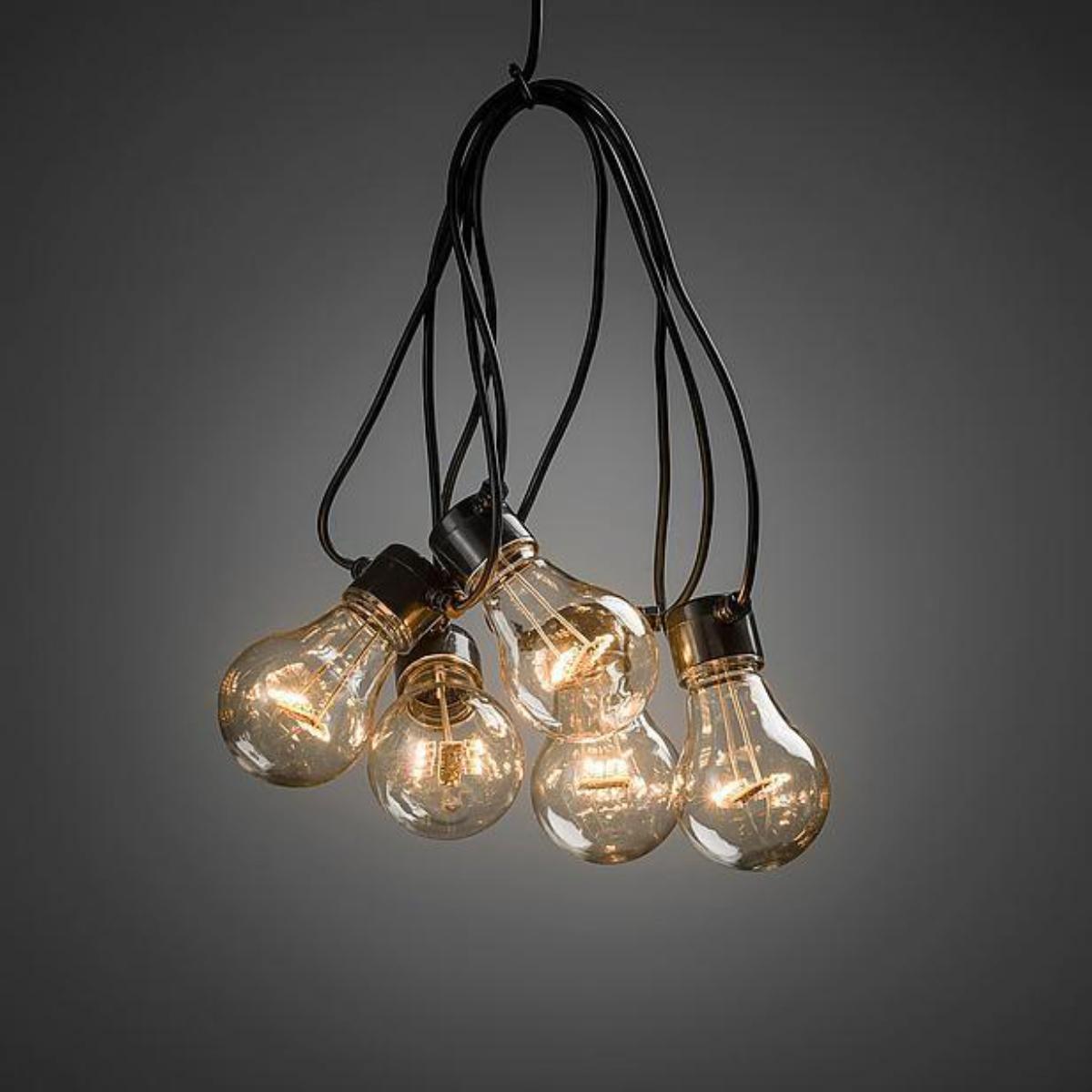 Feestverlichting buiten Afbeelding