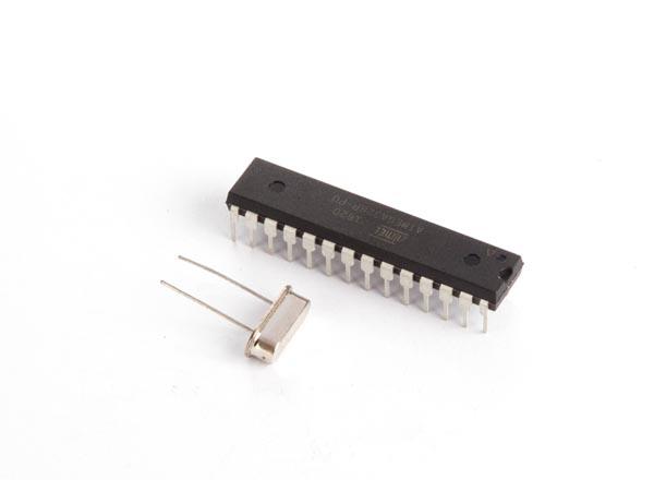 ATMEGA328P MCU IC MET ARDUINO UNO BOOTLOADER EN 16 MHz KWARTSOSCILLAT