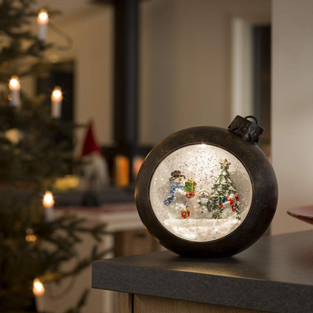 Led kerstfiguur - 1 lampje - 3x AA batterijen - 16.5 x 15 centimeter - warm wit